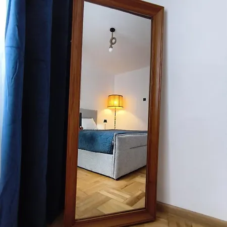 Vibes 3 Room, Dorobantilor