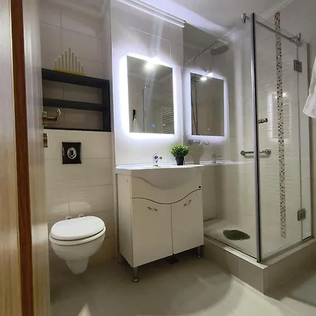 Vibes 3 Room, Dorobantilor Apartment