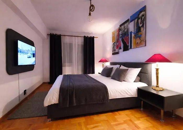 Modern & Cozzy Apartment 3 Room, Dorobantilor Apartment