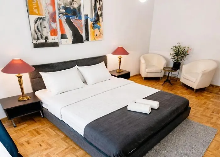 Modern & Cozzy Apartment 3 Room, Dorobantilor Apartment *